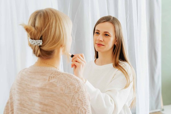 Esthéticienne à domicile et évènements spéciaux : un duo gagnant